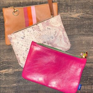 ⭐️5for25⭐️ ipsy Vibrant Pink, Tan, and Cream Clutch Trio